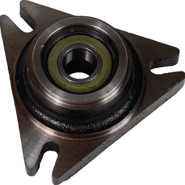 John Deere Bearing housingoverviewOE - AM30302 - Blade spindle complete