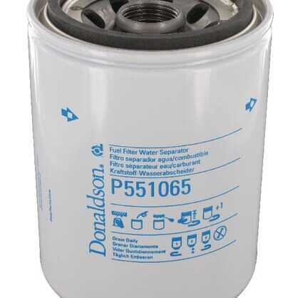 John Deere Fuel filter spin on - P551065 - Fuel filter