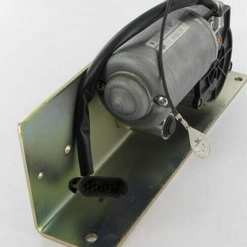 John Deere Wiper motors - RE151494N - Wiper motor JD